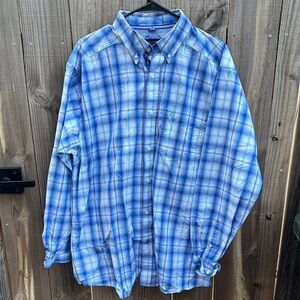 Ariat Light Blue Plaid Casual Shirt size large